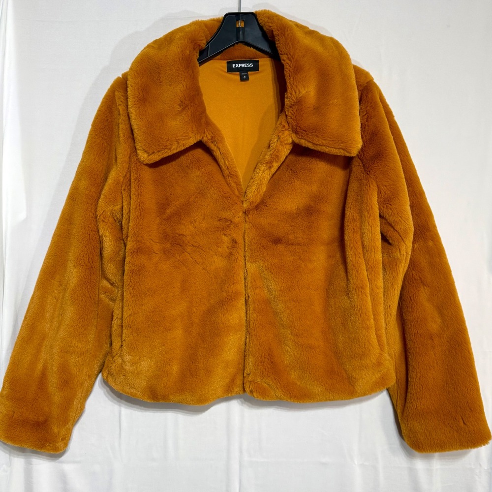 Express Faux Fur Jacket Mustard‎ Crop Coat Size M Selena Gomez Mabel Mora Style